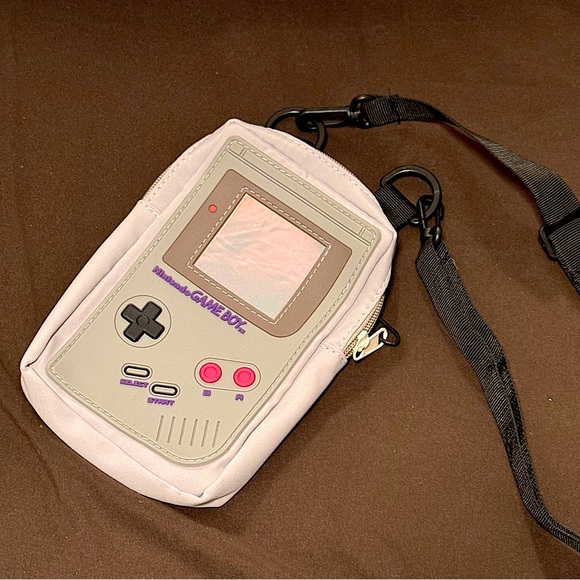 🎮 NWOT Nintendo Game Boy Retro Crossbody Bag - Picture 9 of 12
